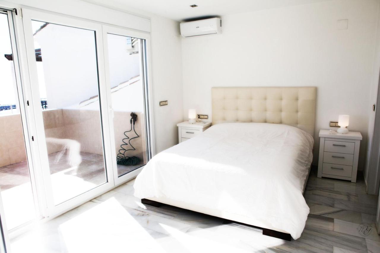 Апартаменты Luxury Puerto Banus Penthouse With Parking & Wi-Fi Марбелья Экстерьер фото