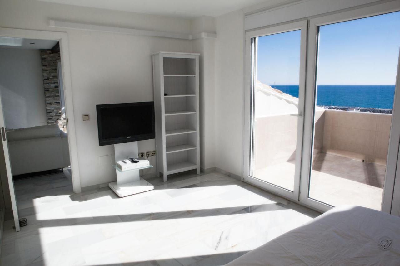 Апартаменты Luxury Puerto Banus Penthouse With Parking & Wi-Fi Марбелья Экстерьер фото