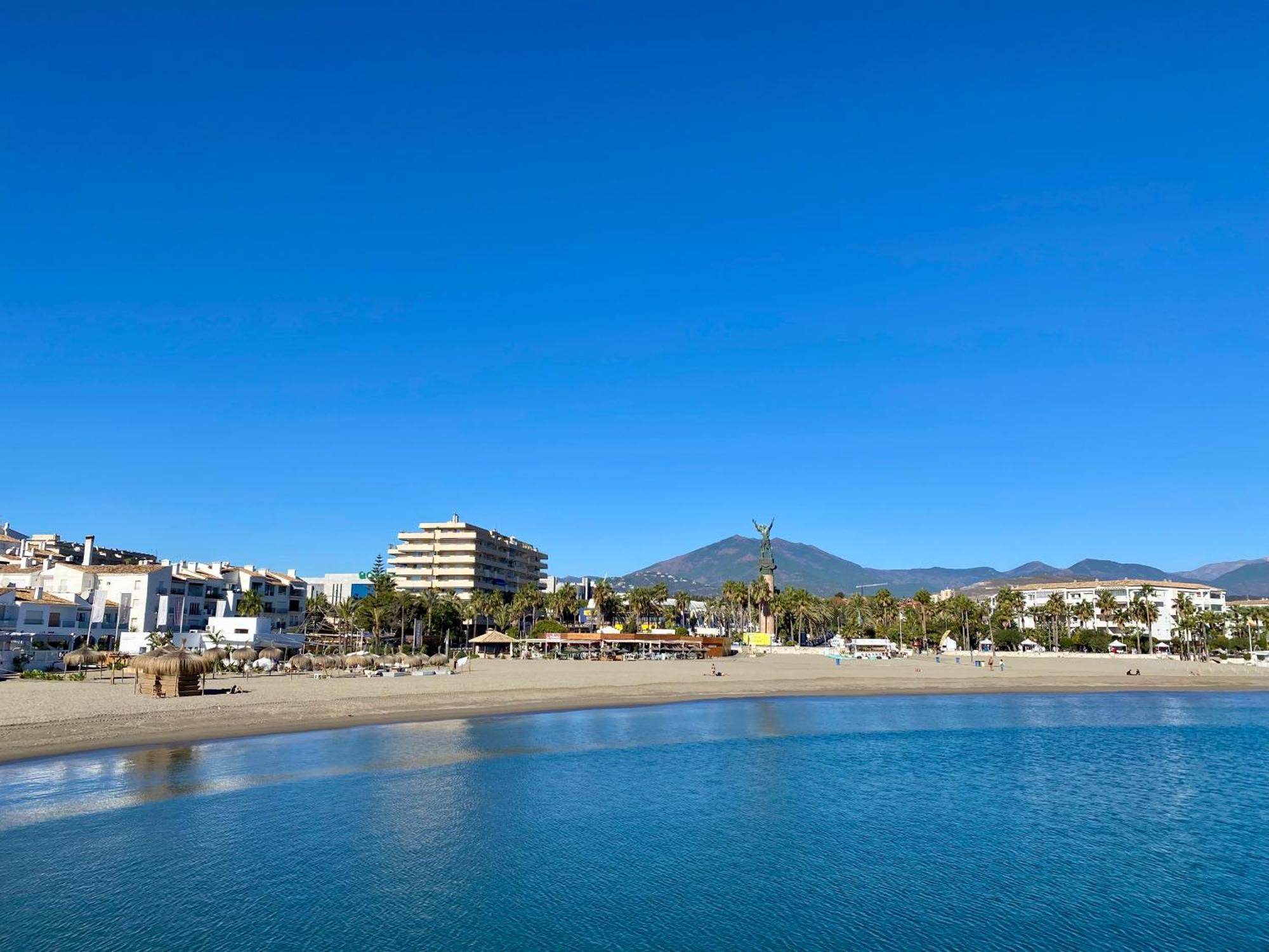 Апартаменты Luxury Puerto Banus Penthouse With Parking & Wi-Fi Марбелья Экстерьер фото